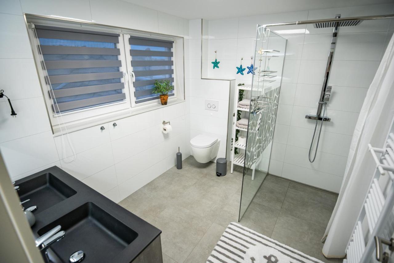 Mein Beach House Lobnitz  외부 사진